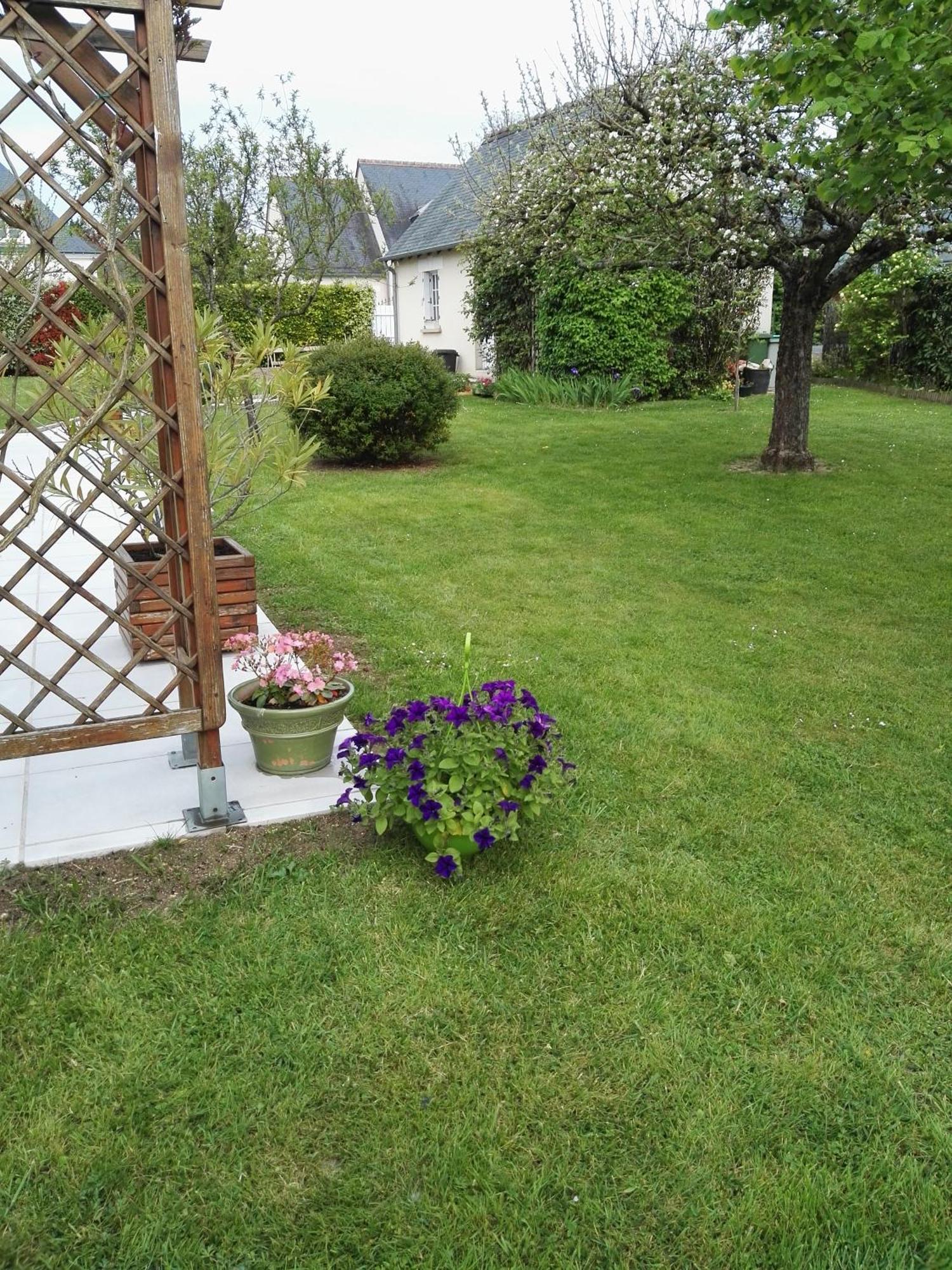 Hotel Le Hameau Du Moulin A Vent Saint-Avertin Exterior foto